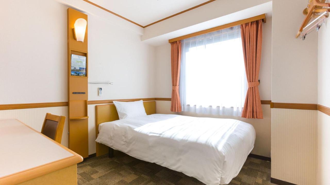 Toyoko Inn Tokyo Ikebukuro Kita-Guchi No.1 Zewnętrze zdjęcie