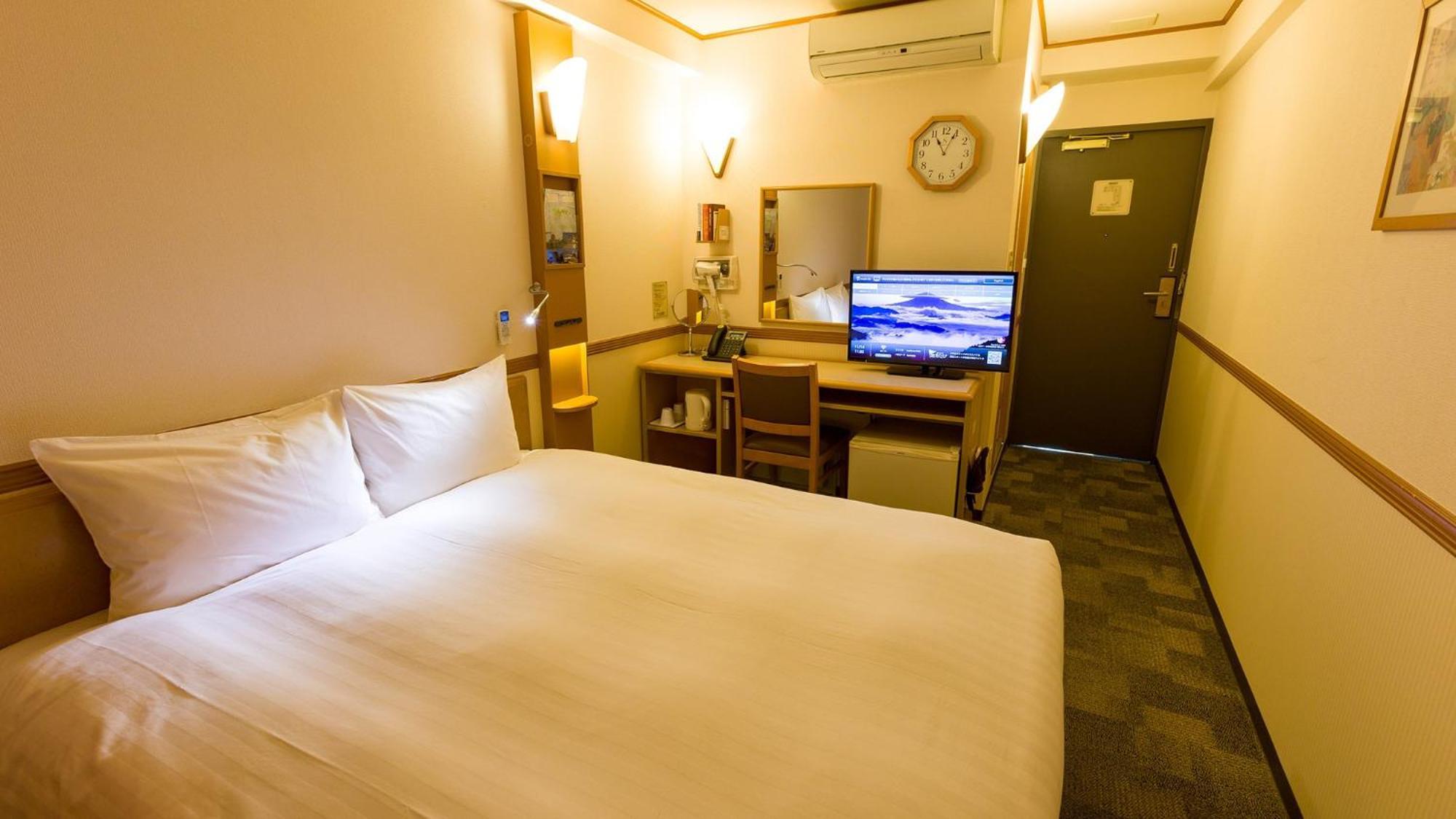 Toyoko Inn Tokyo Ikebukuro Kita-Guchi No.1 Pokój zdjęcie