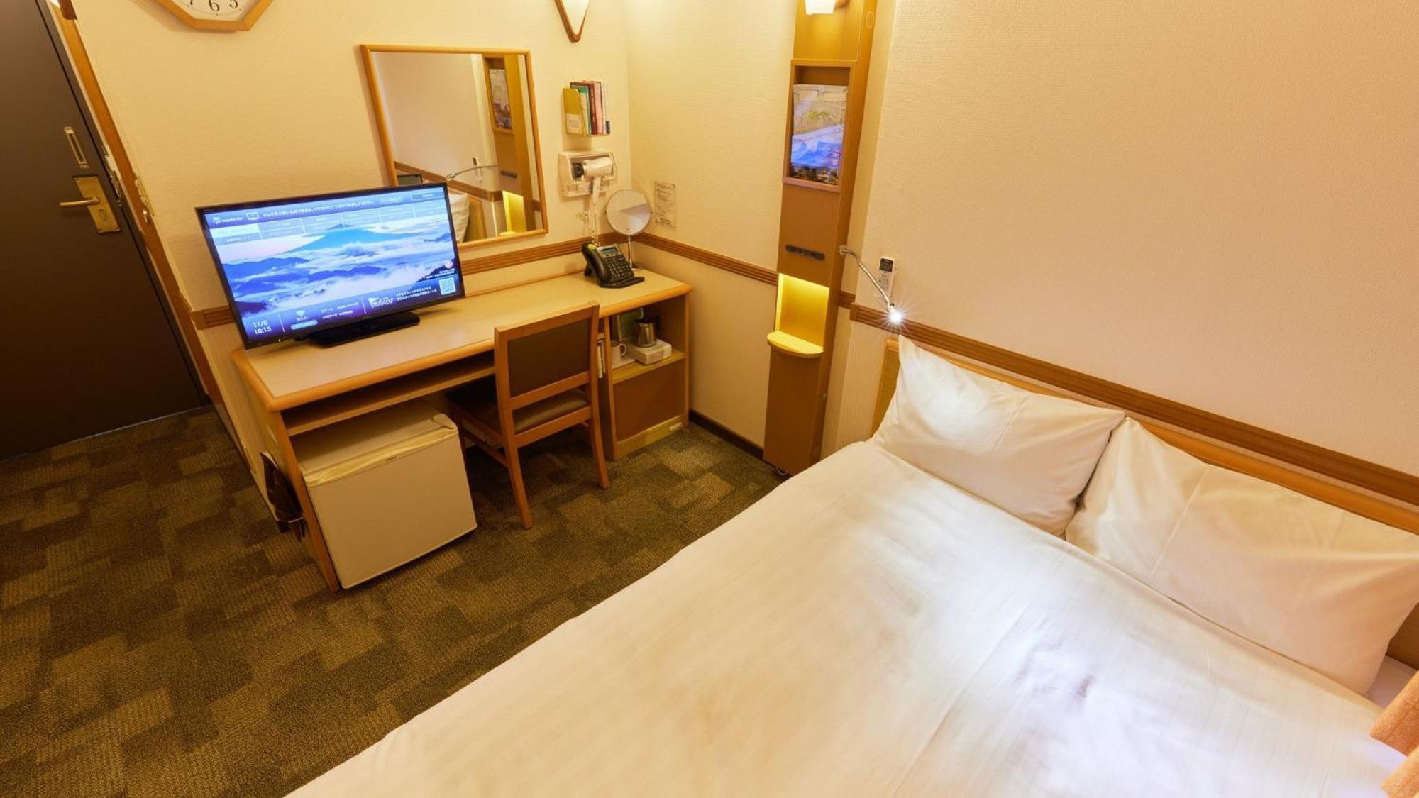 Toyoko Inn Tokyo Ikebukuro Kita-Guchi No.1 Pokój zdjęcie